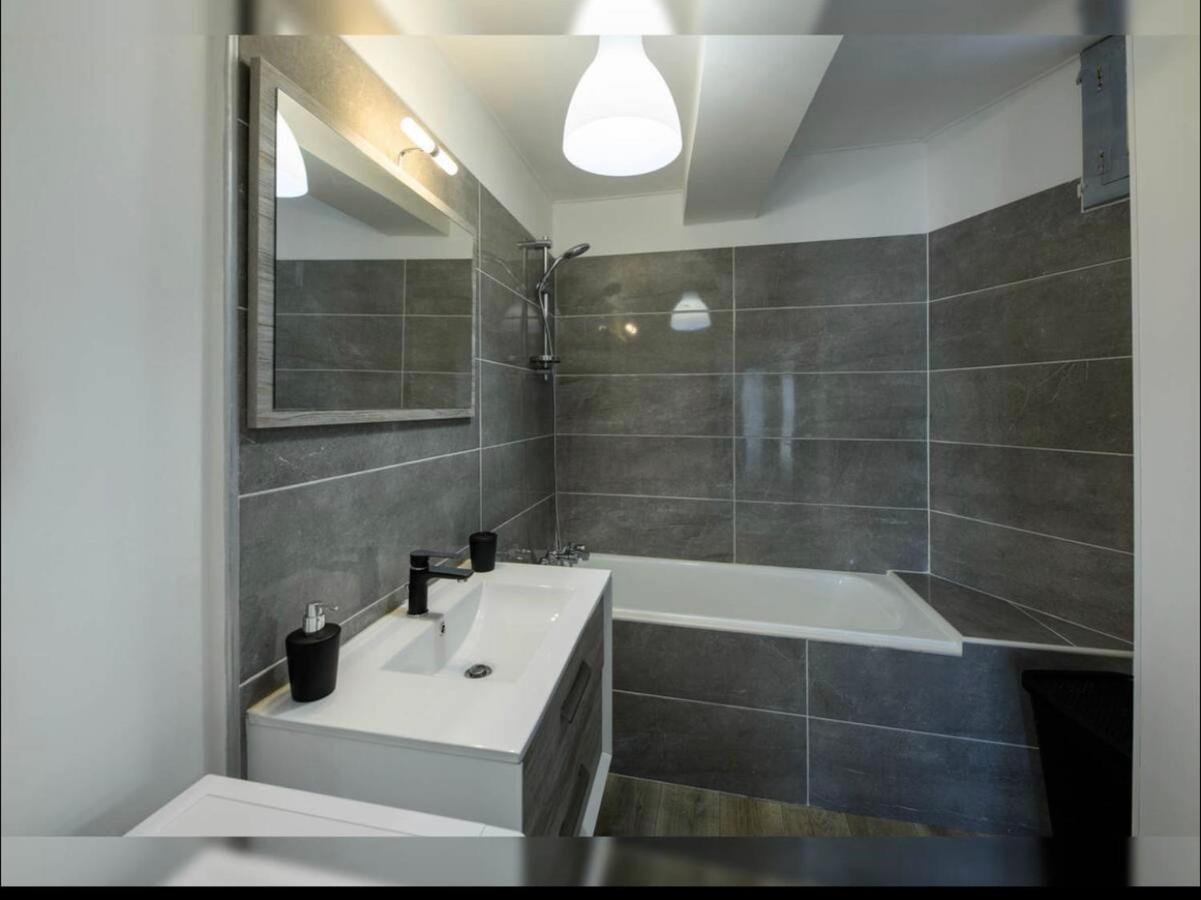 8 Aout 3-Spacieux Appartement 3 Chambres - Allee Paul Riquet - Wifi - Tv Connecte Beziers Exterior photo